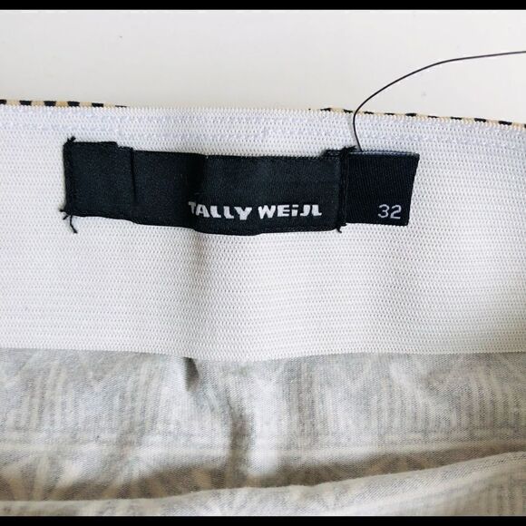 TALLY WEijl printed skirt (XS) - Picture 2 of 2